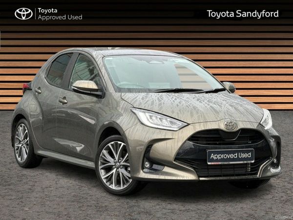 Toyota Yaris Hatchback, Petrol Hybrid, 2025, Bronze