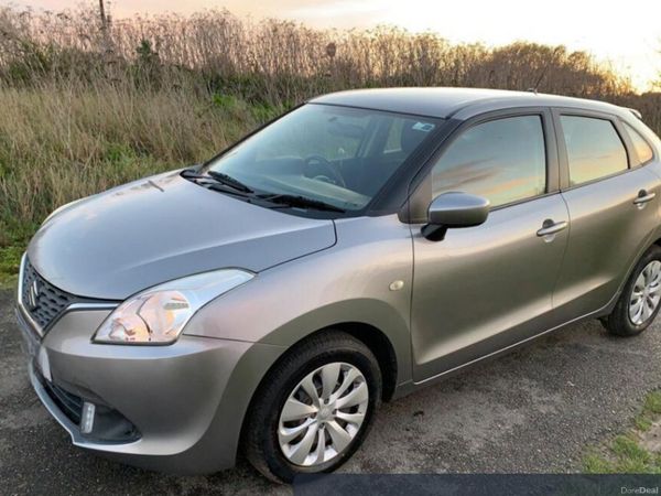 Suzuki Baleno Hatchback, Petrol, 2016, Silver