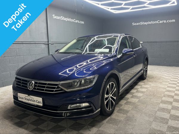 Volkswagen Passat Saloon, Diesel, 2019, Blue