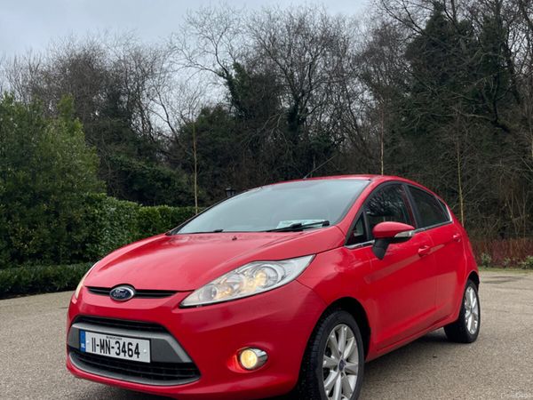 Ford Fiesta Hatchback, Petrol, 2011, Red