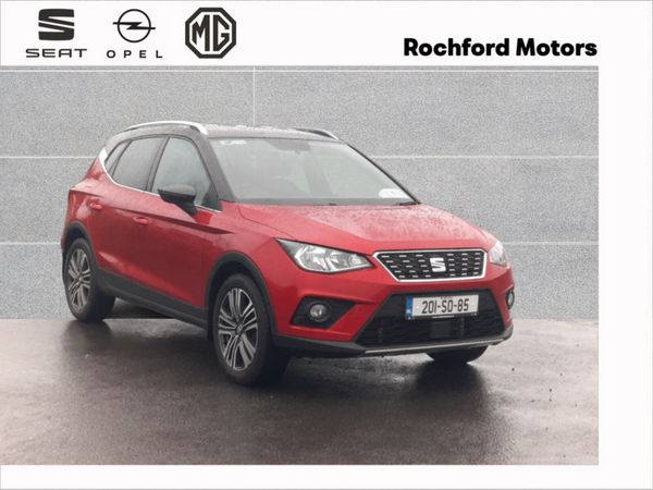 SEAT Arona Hatchback, Petrol, 2020, Red