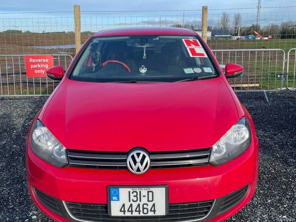 Volkswagen Golf Hatchback, Petrol, 2013, Red