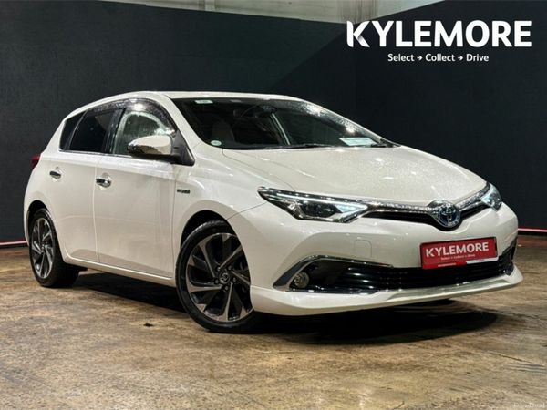 Toyota Auris Hatchback, Petrol Hybrid, 2017, White