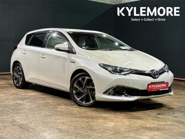 Toyota Auris Hatchback, Petrol Hybrid, 2018, White