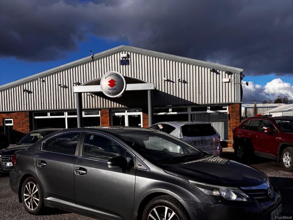 Toyota Avensis Saloon, Diesel, 2014, Grey