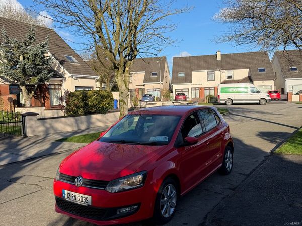 Volkswagen Polo Hatchback, Petrol, 2012, Red