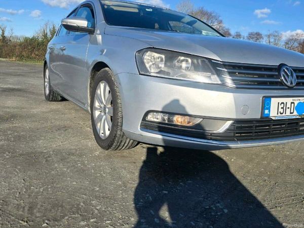 Volkswagen Passat Saloon, Diesel, 2013, Silver