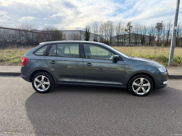 Skoda Rapid Hatchback, Diesel, 2015, Grey