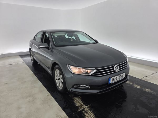 Volkswagen Passat Saloon, Diesel, 2016, Grey