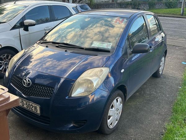 Toyota Yaris Hatchback, Petrol, 2006, Blue