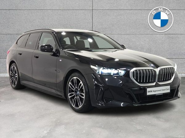 BMW 5-Series Estate, Petrol Plug-in Hybrid, 2025, Black