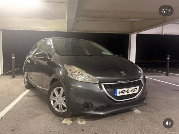 Peugeot 208 Hatchback, Diesel, 2014, Grey