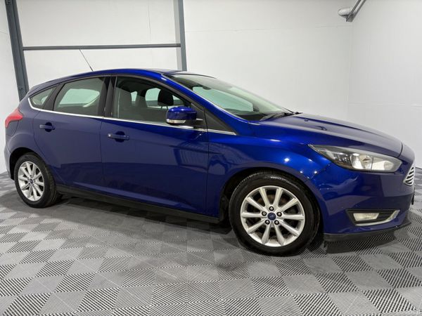 Ford Focus Hatchback, Diesel, 2016, Blue