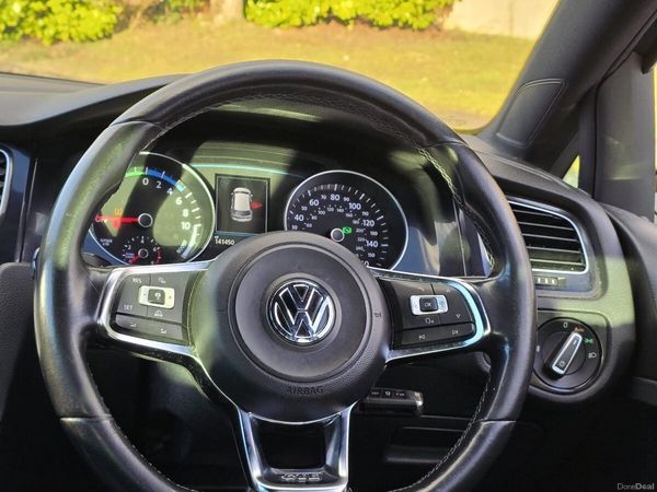 Volkswagen Golf Hatchback, Petrol Plug-in Hybrid, 2016, Blue