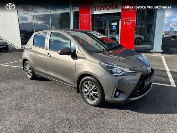 Toyota Yaris Hatchback, Petrol Hybrid, 2020, Bronze