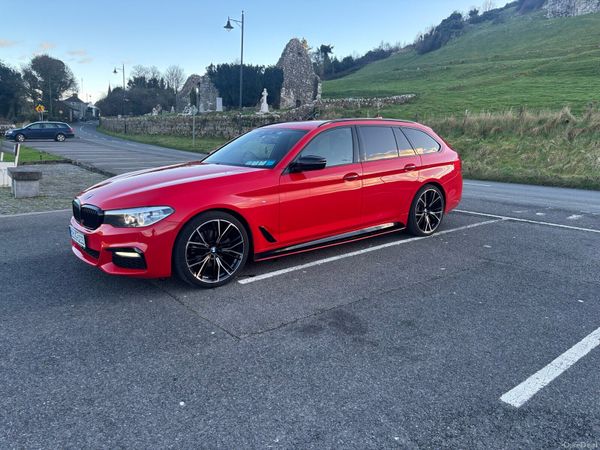 BMW 5-Series Estate, Diesel, 2018, Red
