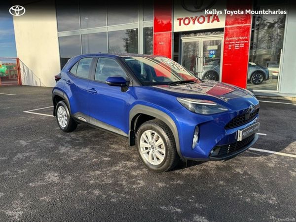 Toyota Yaris Cross Hatchback, Petrol Hybrid, 2022, Blue