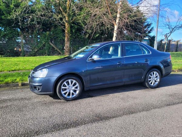 Volkswagen Jetta Saloon, Diesel, 2010, Blue
