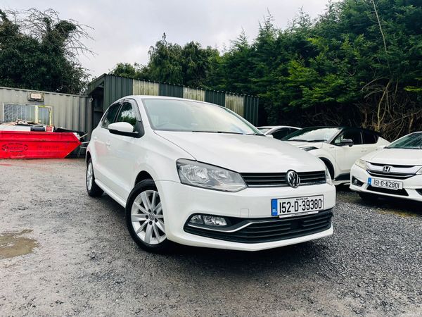 Volkswagen Polo Hatchback, Petrol, 2015, White
