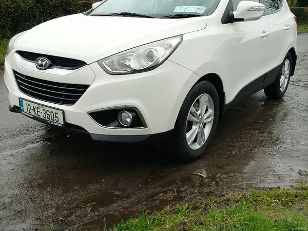 Hyundai ix35 SUV, Diesel, 2012, White