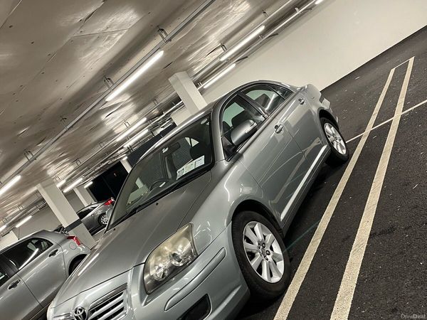 Toyota Avensis Saloon, Petrol, 2007, Grey