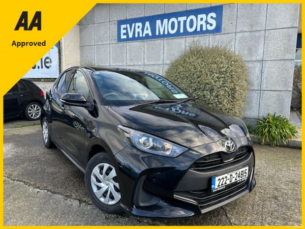 Toyota Yaris Hatchback, Petrol, 2022, Black