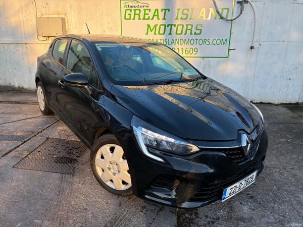 Renault Clio Hatchback, Petrol, 2022, Black