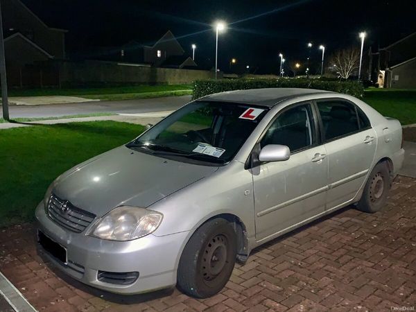 Toyota Corolla Saloon, Petrol, 2006, Silver
