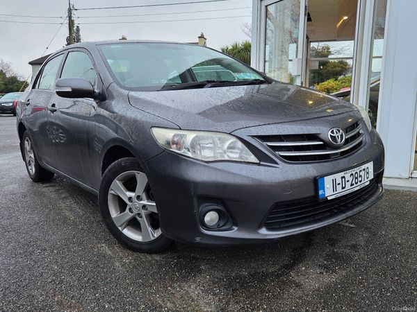 Toyota Corolla Saloon, Diesel, 2011, Grey