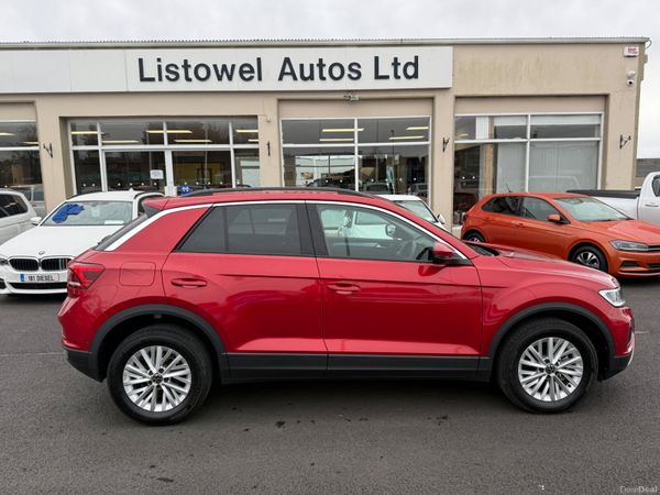 Volkswagen T-Roc MPV, Petrol, 2023, Red