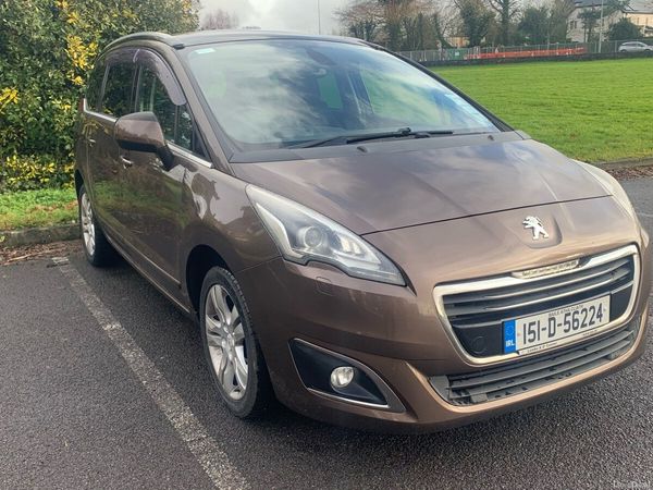 Peugeot 5008 MPV, Petrol, 2015, Brown