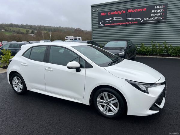 Toyota Corolla Hatchback, Petrol Hybrid, 2023, White