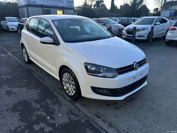 Volkswagen Polo Hatchback, Petrol, 2013, White