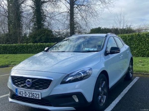 Volvo V40 Hatchback, Diesel, 2014, Blue