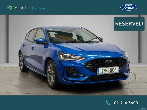 Ford Focus Hatchback, Petrol, 2023, Blue