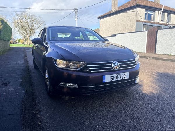 Volkswagen Passat Saloon, Diesel, 2015, Red