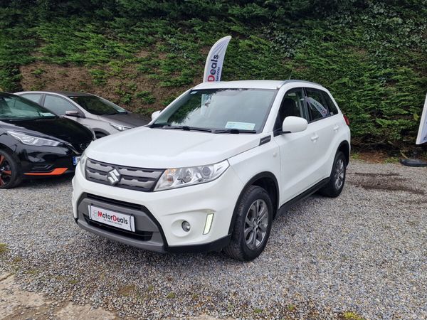 Suzuki Vitara SUV, Petrol, 2016, White