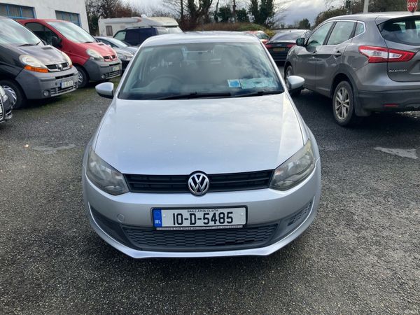 Volkswagen Polo Hatchback, Petrol, 2010, Silver