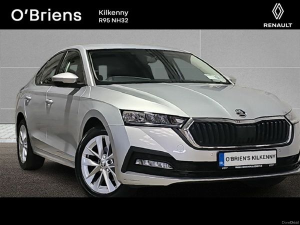 Skoda Octavia Saloon, Petrol Hybrid, 2024, Silver