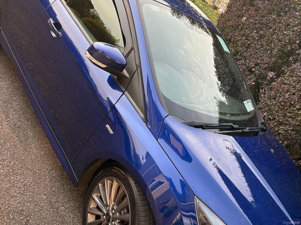 Ford Focus Hatchback, Diesel, 2017, Blue