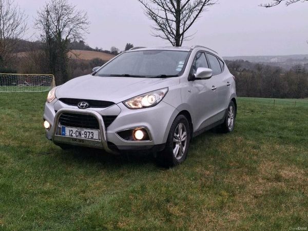 Hyundai ix35 SUV, Diesel, 2012, Silver