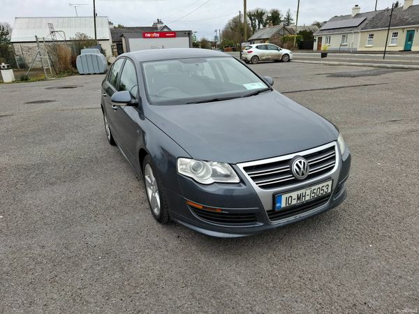 Volkswagen Passat Saloon, Diesel, 2010, Grey