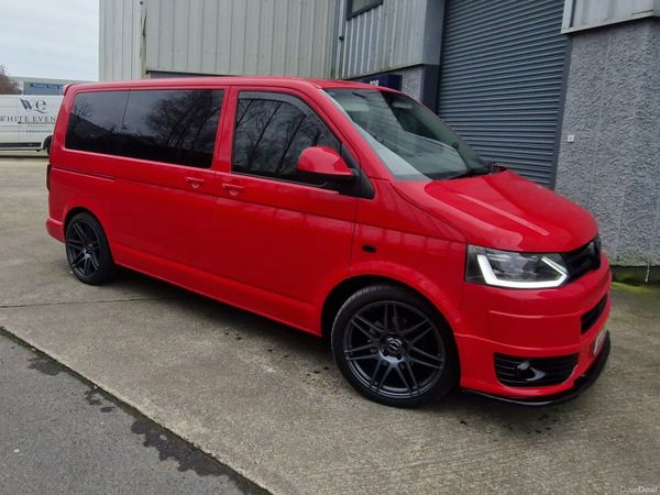 Volkswagen Shuttle Minibus, Diesel, 2006, Red