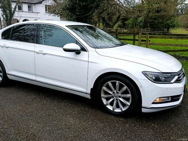 Volkswagen Golf Estate, Diesel, 2016, Red