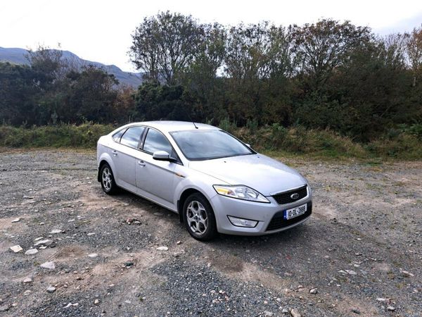 Ford Mondeo Hatchback, Diesel, 2010, Silver