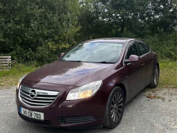 Opel Insignia MPV, Diesel, 2014, Red