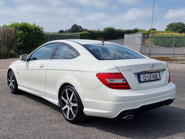 Mercedes-Benz C-Class Coupe, Diesel, 2012, White