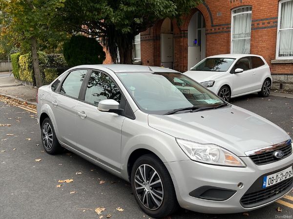 Ford Focus Saloon, Petrol, 2008, Silver