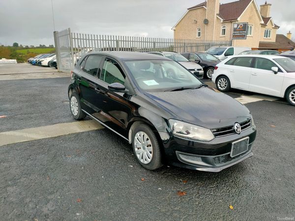 Volkswagen Polo Hatchback, Petrol, 2014, Black