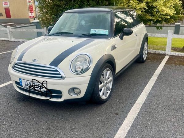 Mini Cooper Hatchback, Diesel, 2010, White